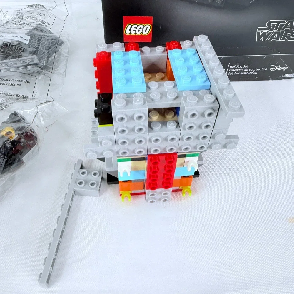 LEGO Star Wars The Mandalorian‎ Helmet Set 75328 Partial Build Open Box 584 pcs